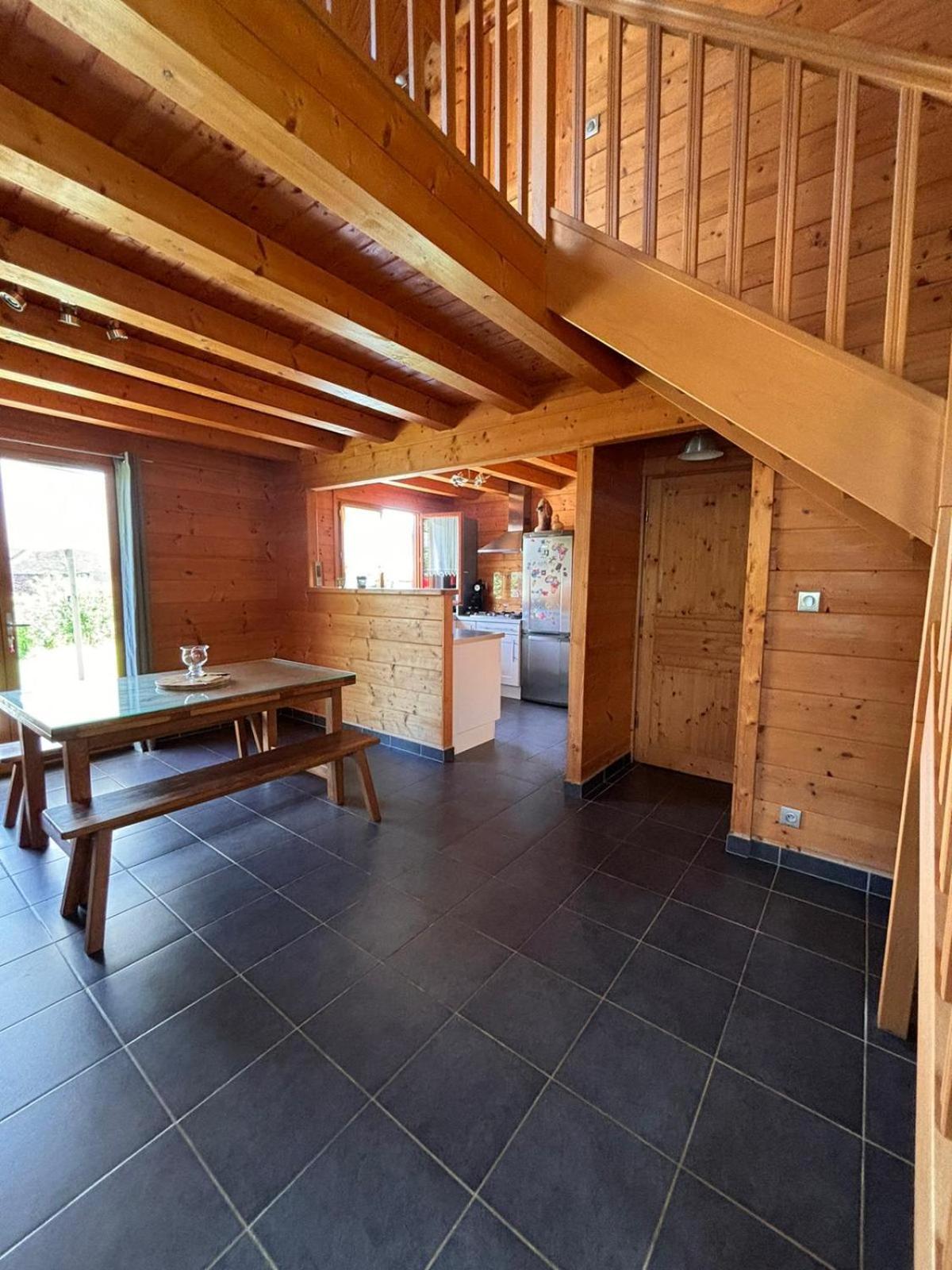Maison écoresponsable classée 3 étoiles avec son jardin clos Donzy Extérieur photo